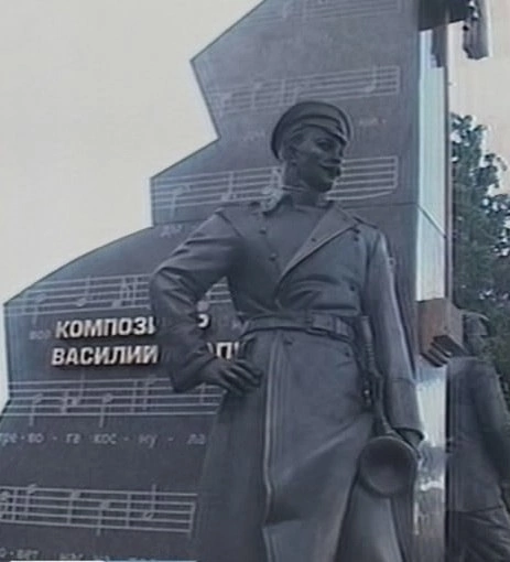Памятник Агапкину